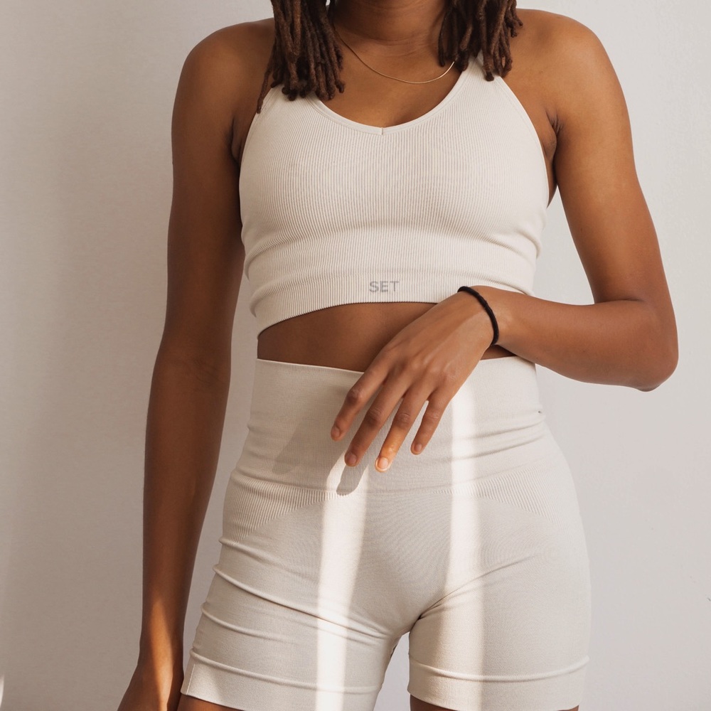 Set Active Sculptflex Oat Milk Bike Shorts Set